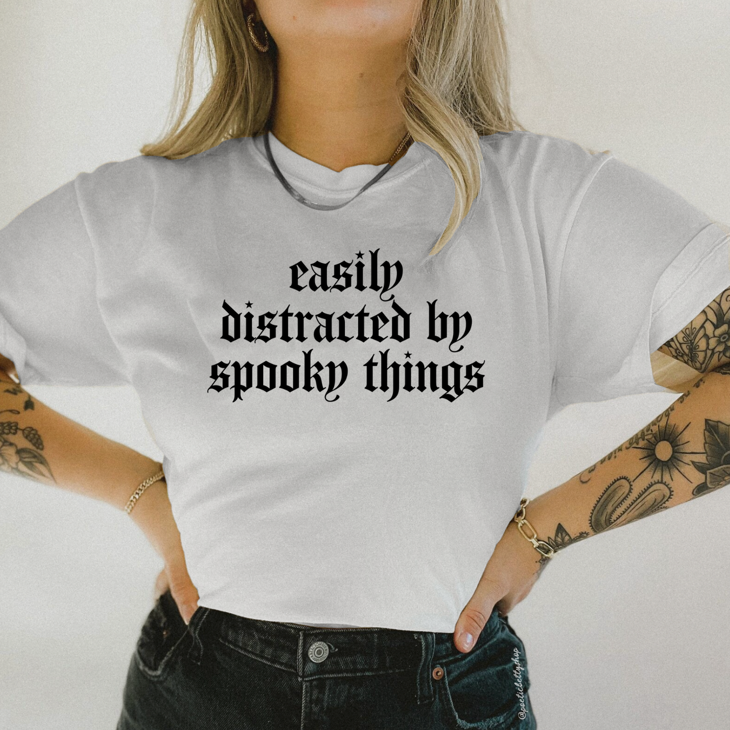 Easily Distracted By Spooky Things Halloween T-Shirt Black Unisex