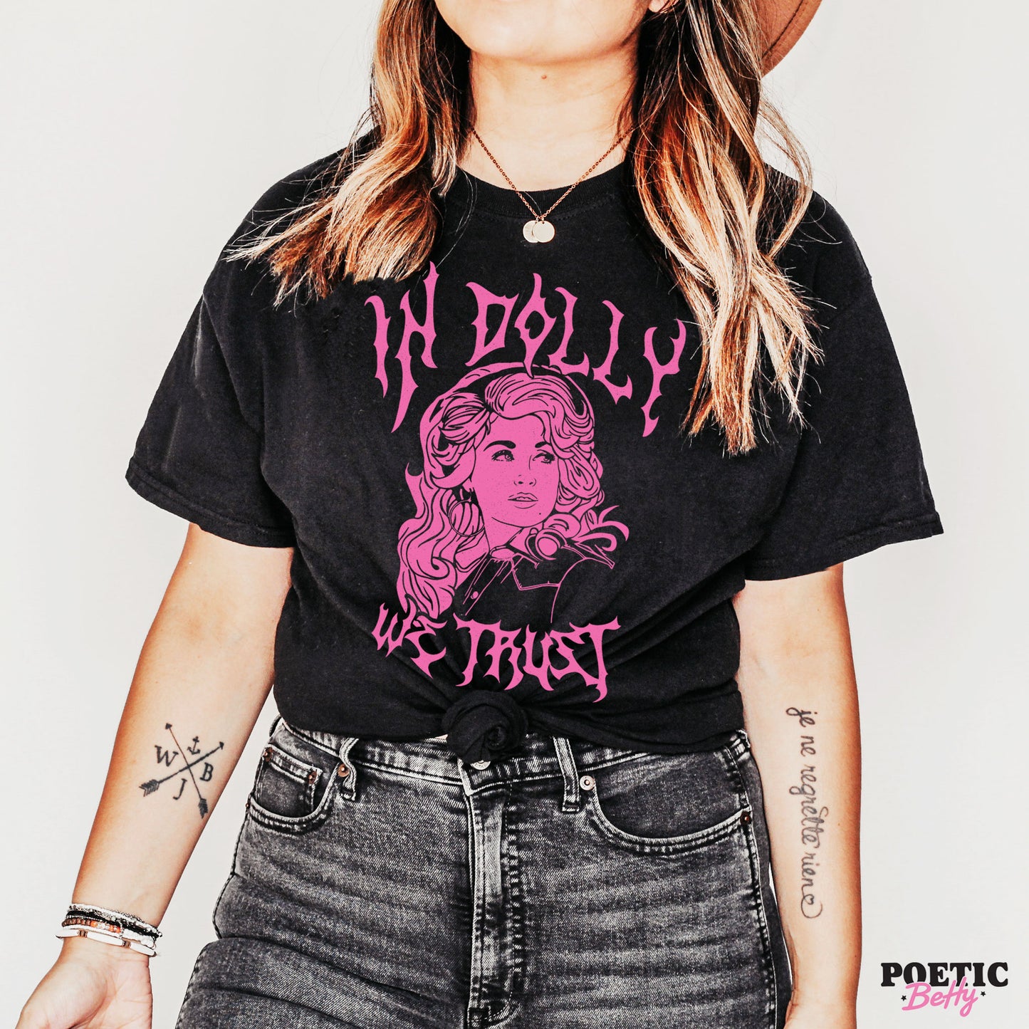 In Dolly We Trust Metalcore T-Shirt