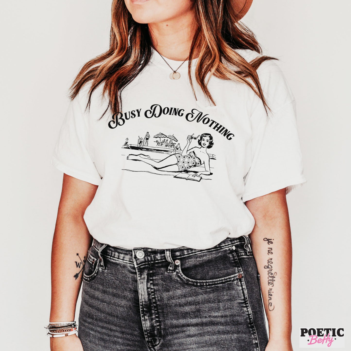 Busy Doing Nothing Retro Vintage T-Shirt