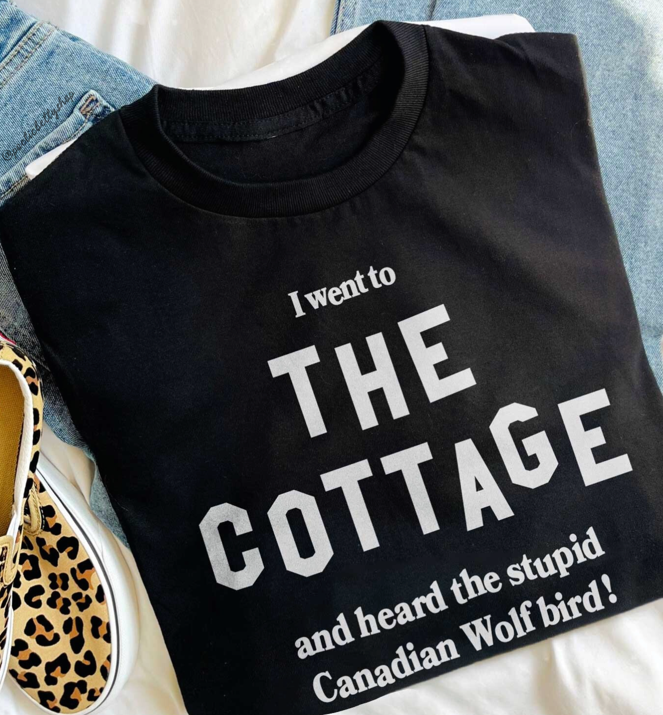 I'm Coming To The Cottage Hollander Rozanov Rivalry Canadian Wolf Bird T-Shirt 100% Cotton